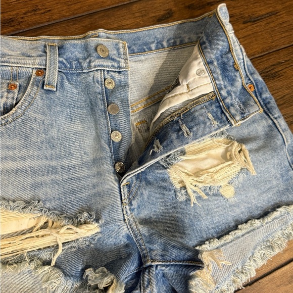 Levi's 501 premium Light Blue Distressed Jean Shorts size 27 - Picture 3 of 6
